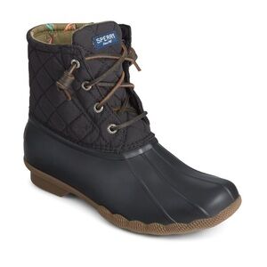 Saltwater Quilted Duck boots 8.5